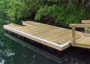 images/floating-dock